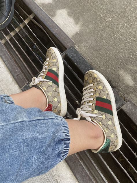 gucci gg supreme bees|Gucci Women's Ace Gg Supreme Sneaker With Bees .